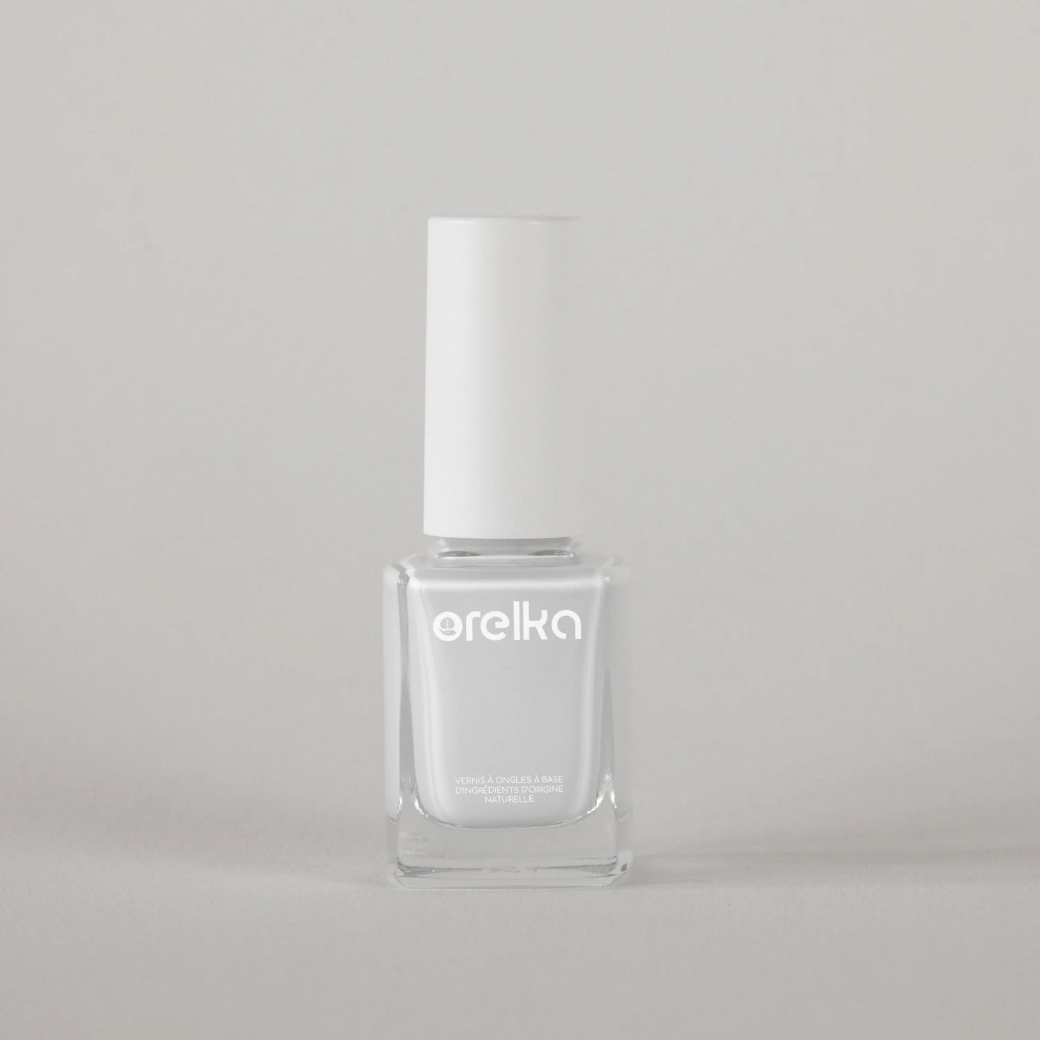 Le vernis à ongles blanc d'OrelKa